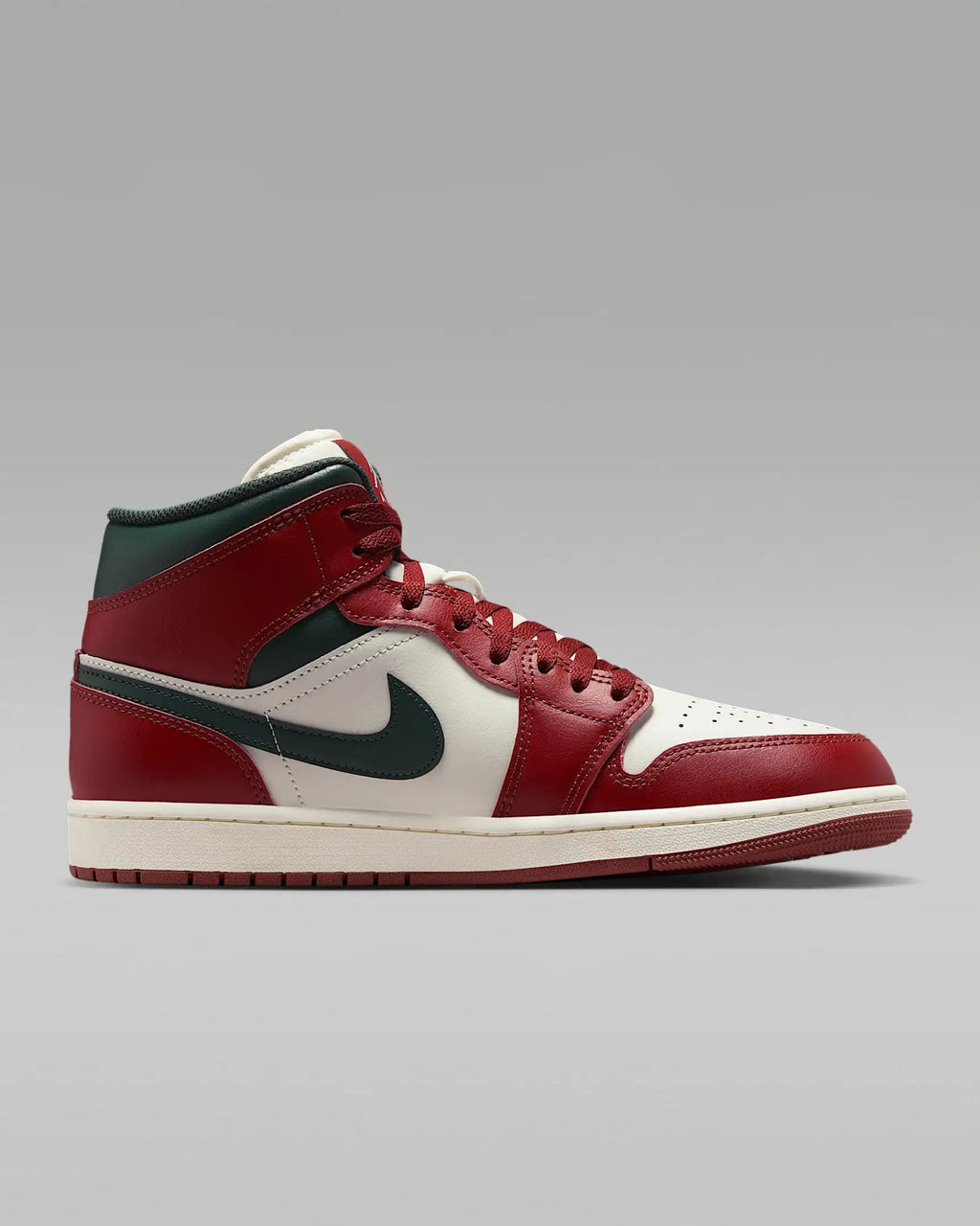 Jordan 1 Mid Red - stone Midnight Green - Above Earth