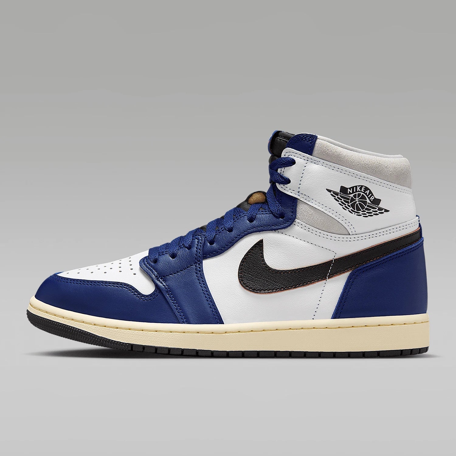 Jordan 1 Retro High OG Rare Air - Above Earth