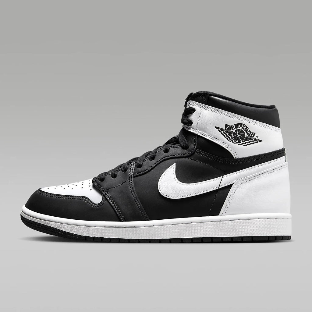 Jordan 1 Retro High OG White Black - Above Earth