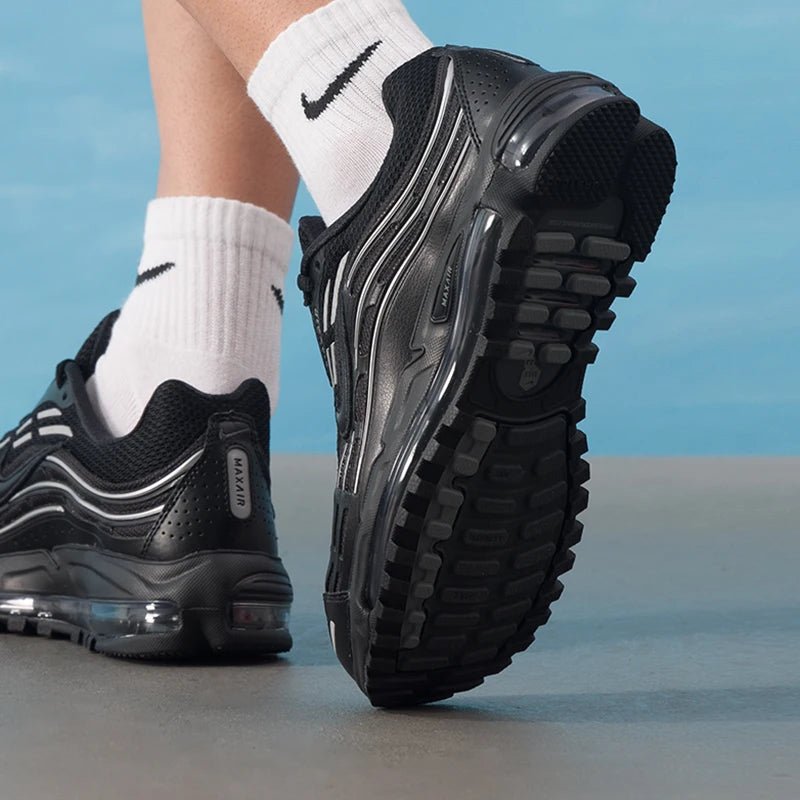 Nike Men's Shoes Air Max Tl 2.5 - Above Earth