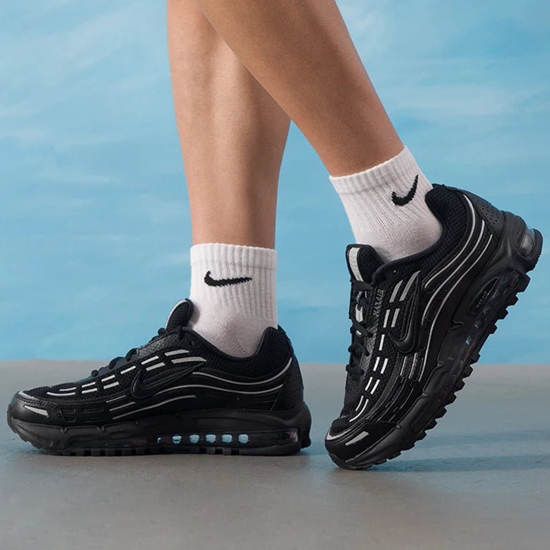 Nike Men's Shoes Air Max Tl 2.5 - Above Earth