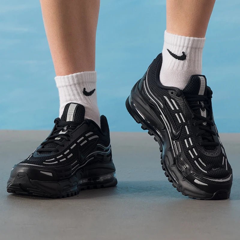 Nike Men's Shoes Air Max Tl 2.5 - Above Earth