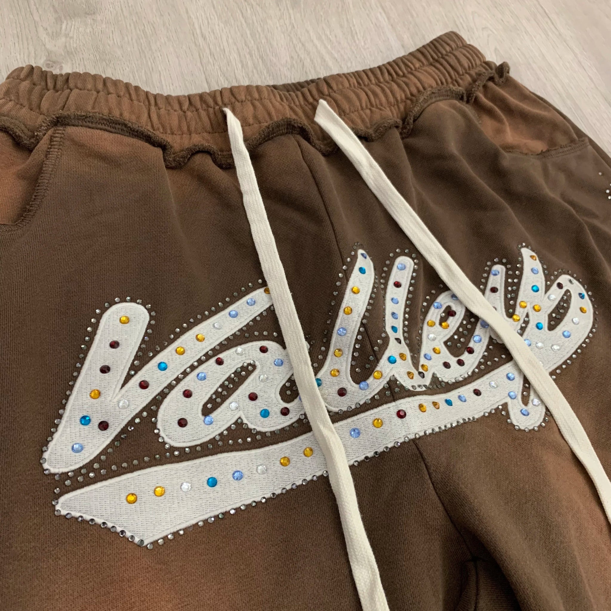 VALLEY Sweat - pants - Above Earth